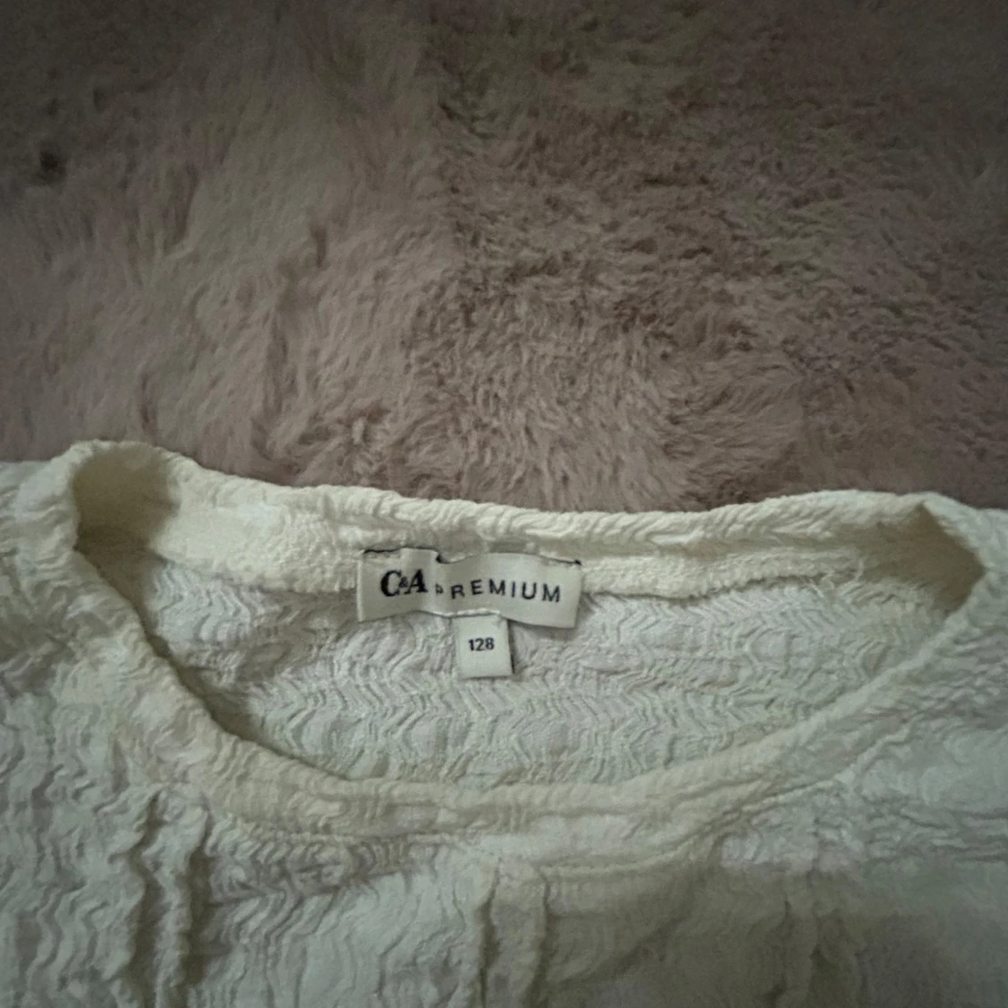 Vit strukturerad blus från C&A - 1