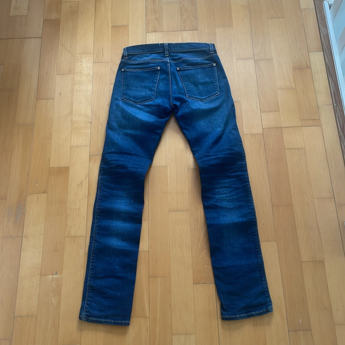 Mörkblå jeans från Acne Studios - 1