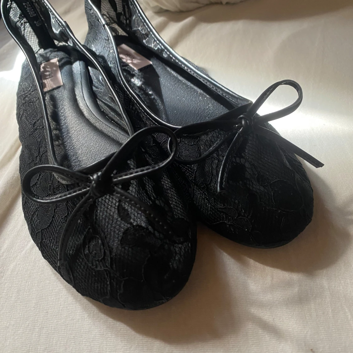 Svarta spetsballerinaskor  - 1