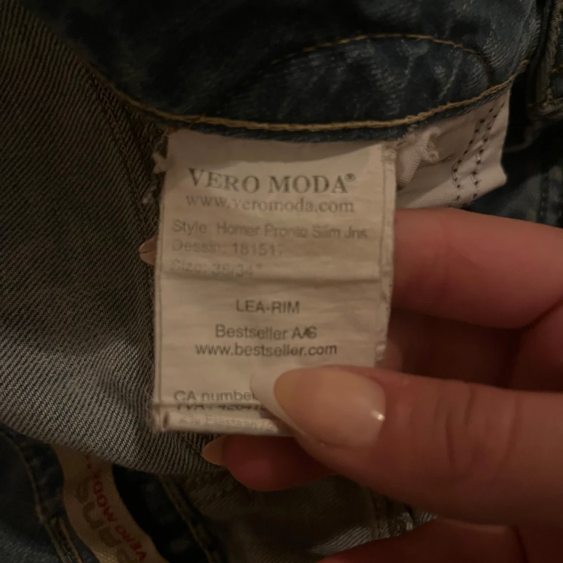 Blå bootcut jeans från Vero Moda - 4