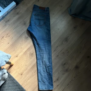 Tiger of Sweden jeans - Säljer ett par tiger of Sweden jeans i st w32 L32