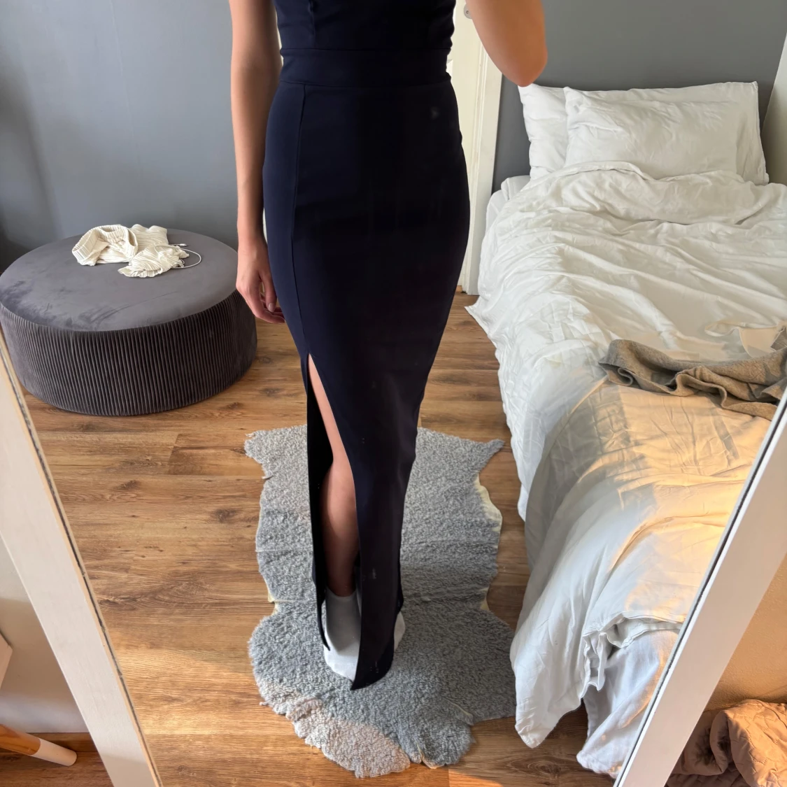 Marinblå axelbandslös långklänning - 3