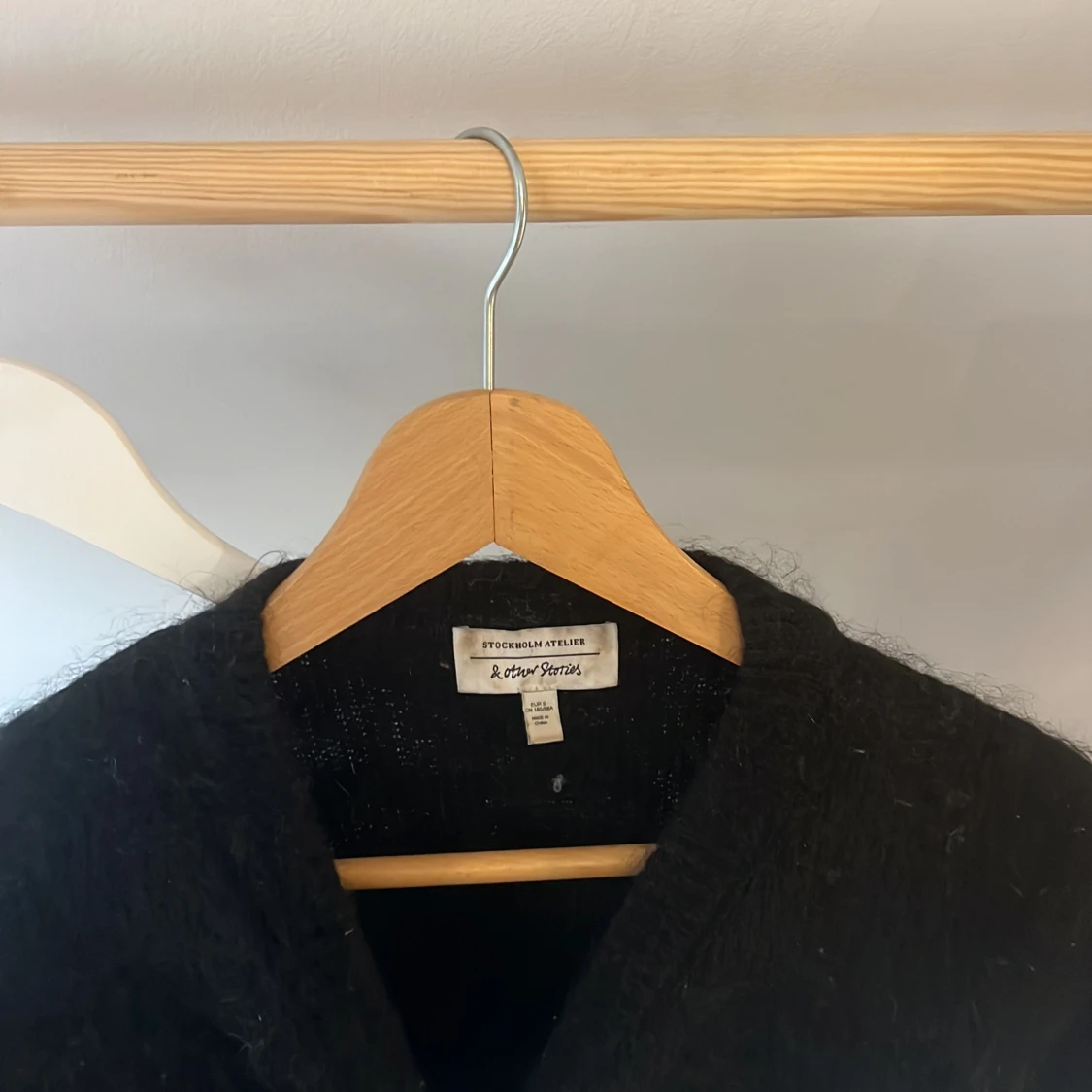 Svart och vit stickad tröja & Other Stories - 1