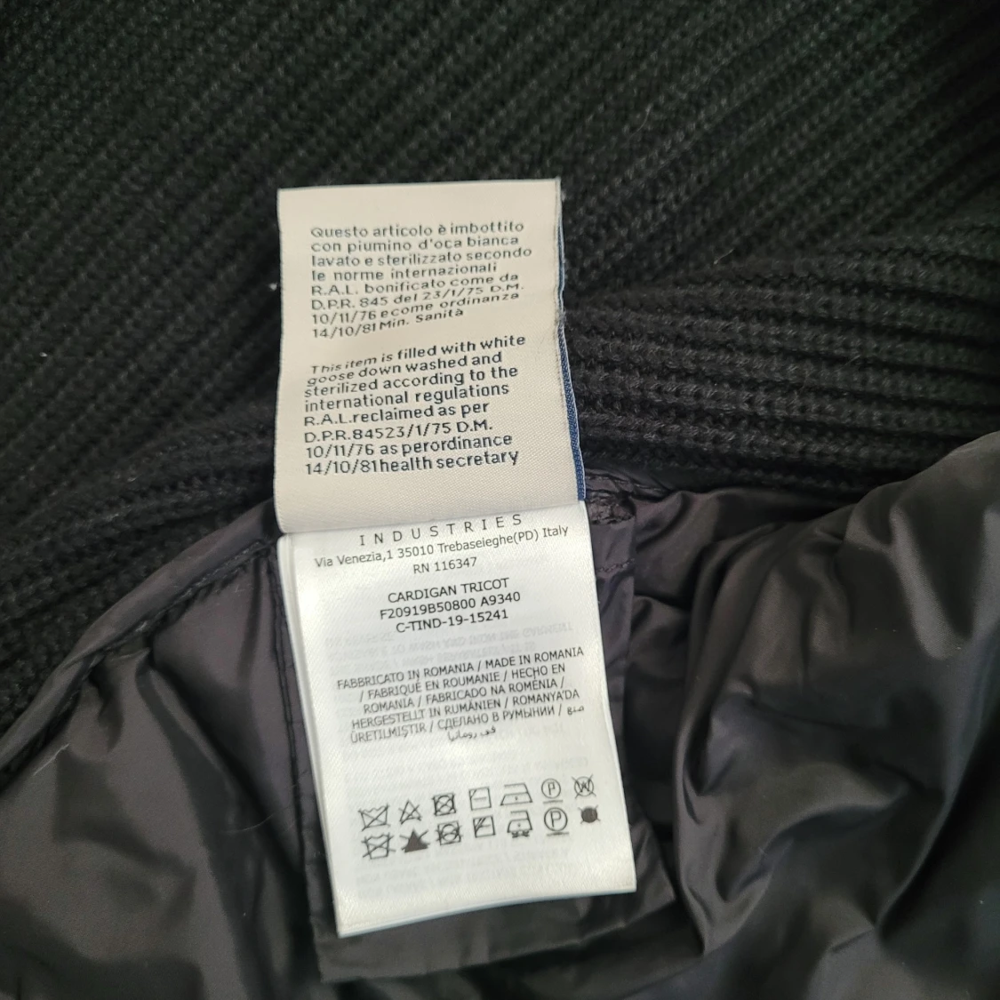 Svart jacka från Moncler - 4