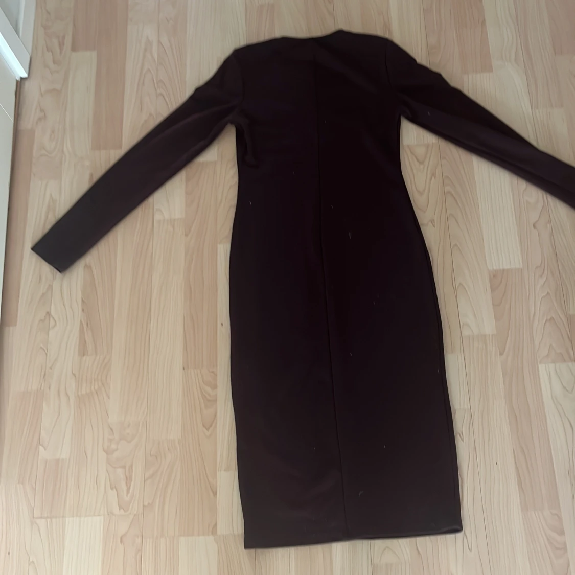 Mörklila långklänning från Zara - 1