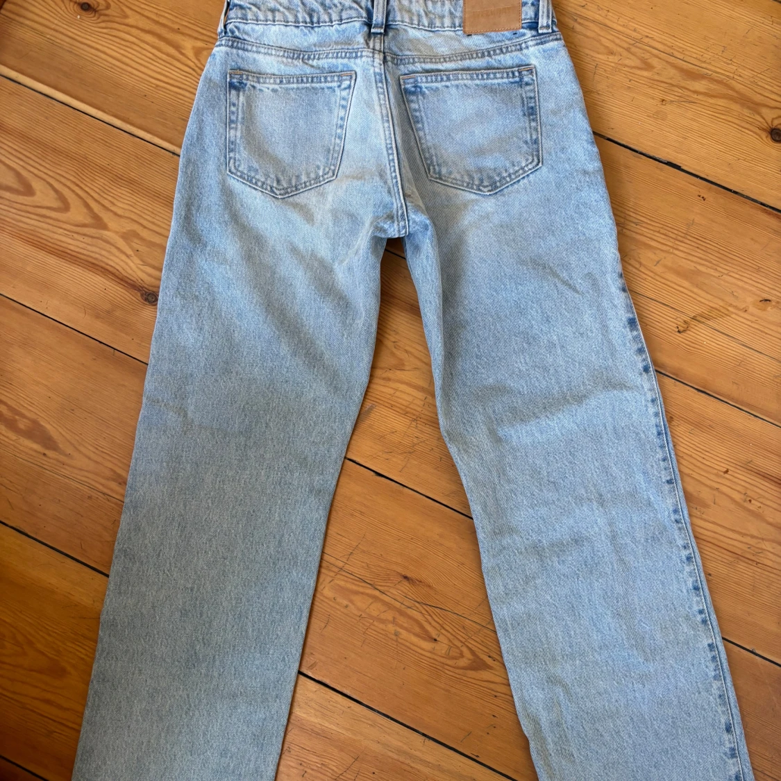 Weekday Arrow ljusblå jeans - 1