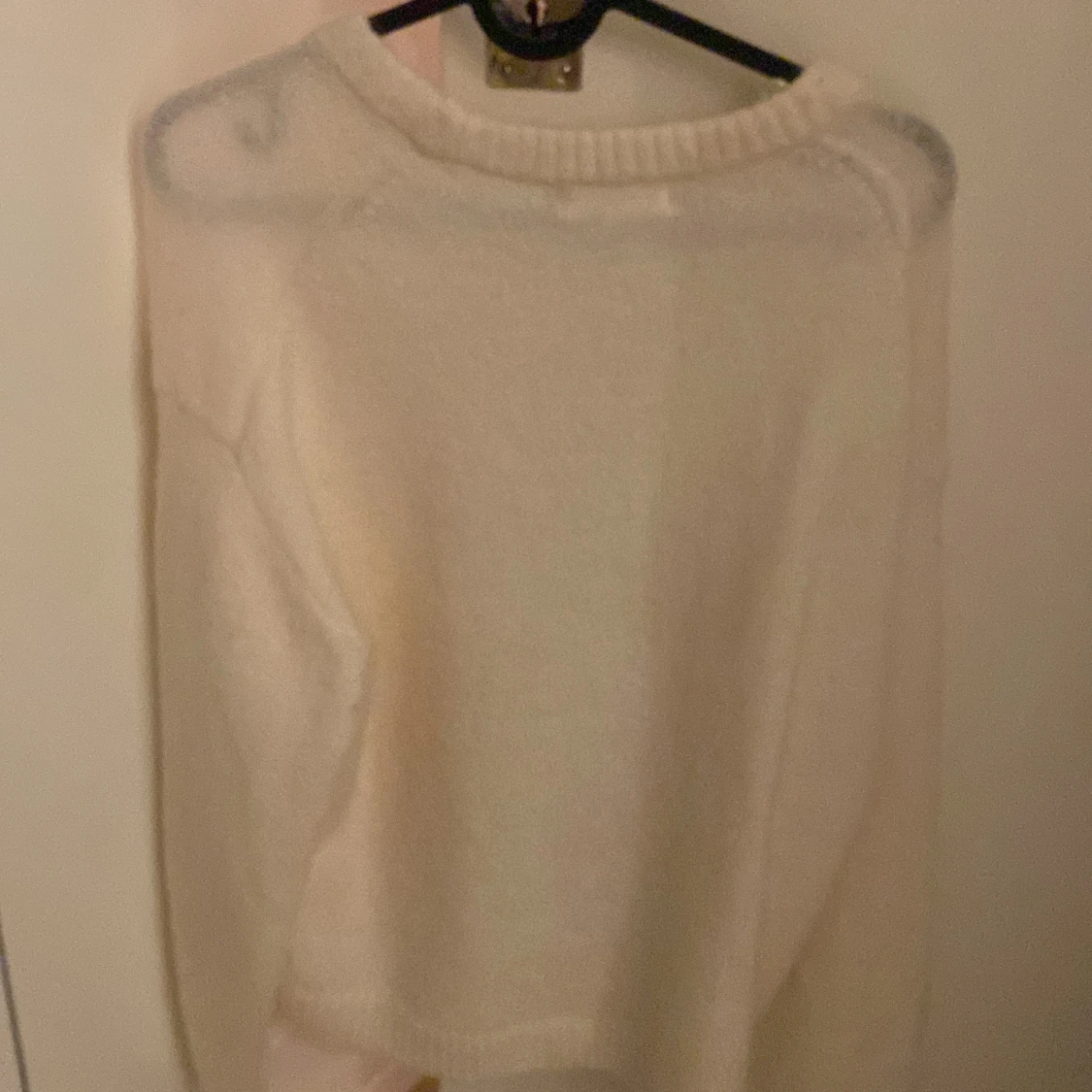 Vit stickad tröja från Gina Tricot - 2