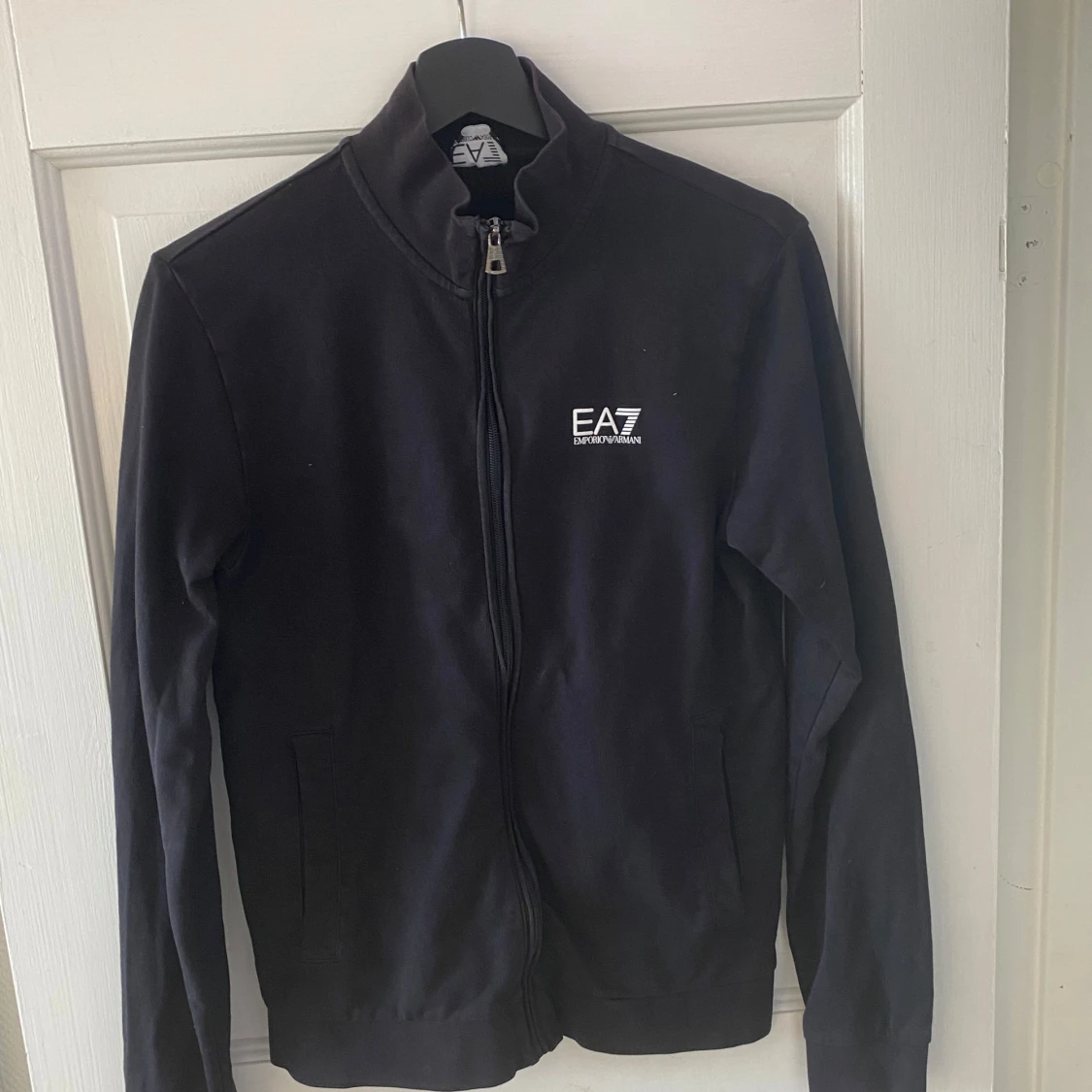 Svarta EA7 ziptröjor - 3