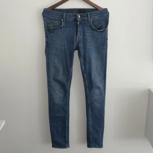Tiger of sweden jeans  - Mycket bra skick, inga defekter finns. Pris endast 199 först till kvarn🙌🏻