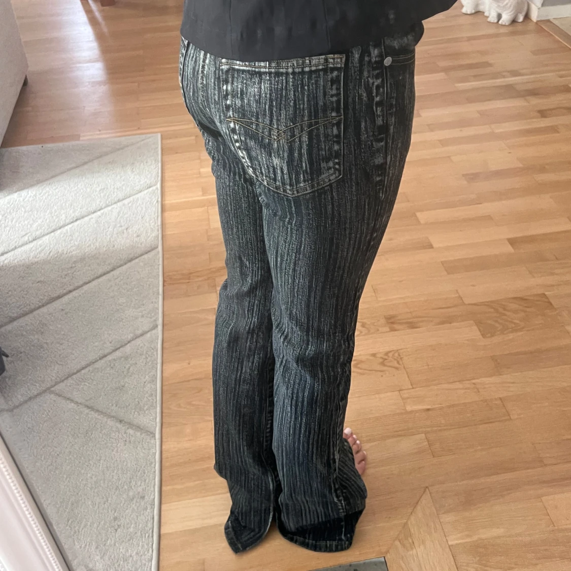 Svarta bootcut jeans med ränder - 2