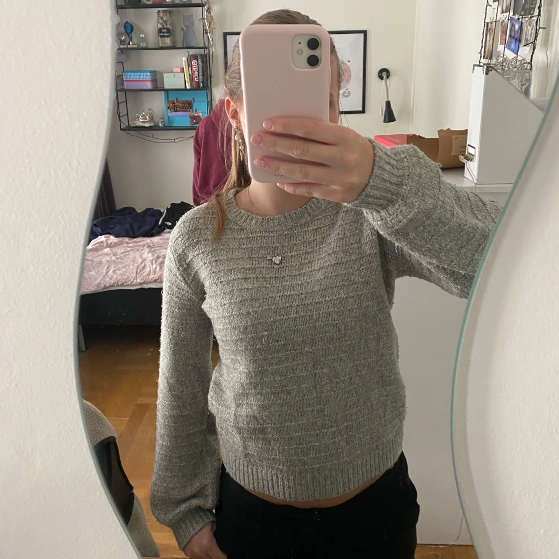 Grå glittrig stickad tröja 