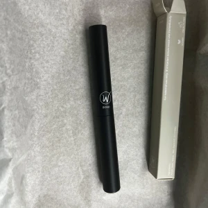 Bond från Bywonerlash - Helt nytt oöppnat bond från Bywonerlash. Säljes då jag råkade köpa två