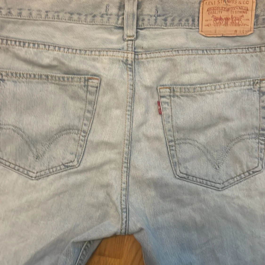 Ljusblå Levi's jeans 501 - 3