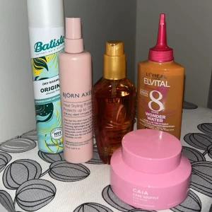 Hår kit - Säljer ett hårkit bestående av Björn Axén heat protection spray, Caias hårinpackning, Loreal Paris dream water, loreal paris serum. Alla produkter är endast testade förutom Björn Axén som är mer än halva kvar. För dig som är nyfiken för att testa dessa produkter är detta ett bra tillfälle🫶🏼