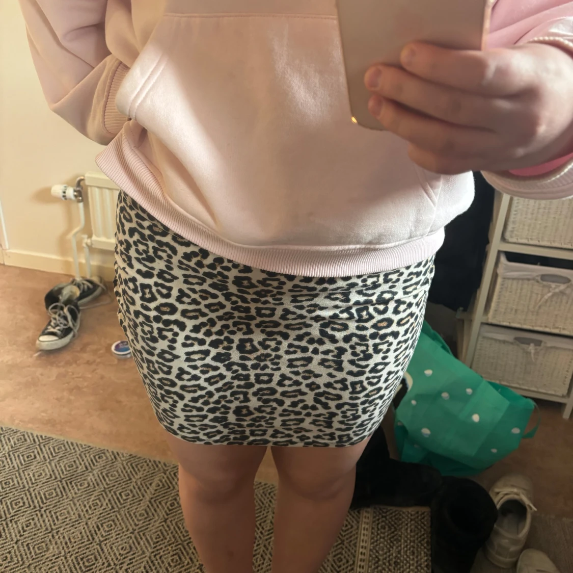 Leopardmönstrad kjol från Amisu