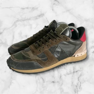 Valentino Rockrunners  - Valentino Rockrunners | Storlek EU 41 | Skick 8,5/10 | Endast skor medföljer | Självklart Äkta | Vid fler frågor skriv dm 
