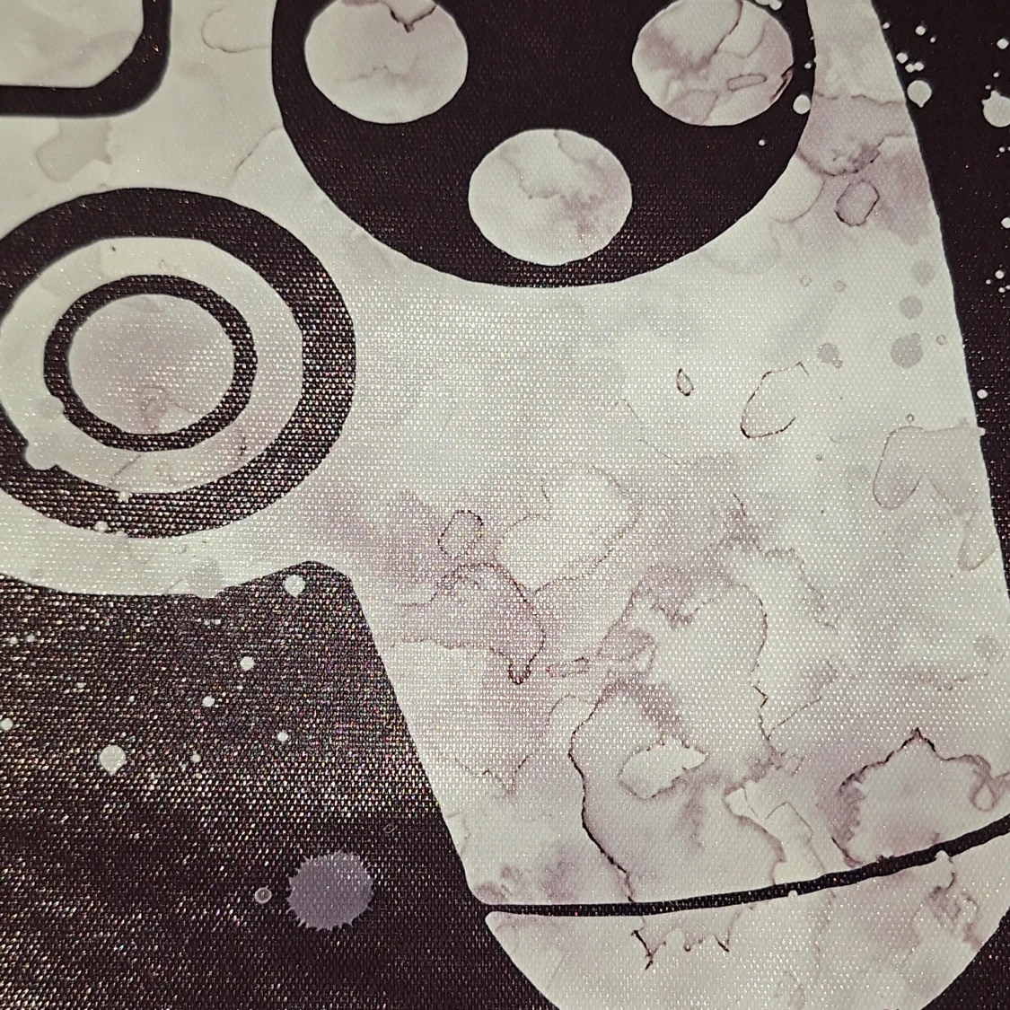 Tavla utan ram med form av en controll - 2