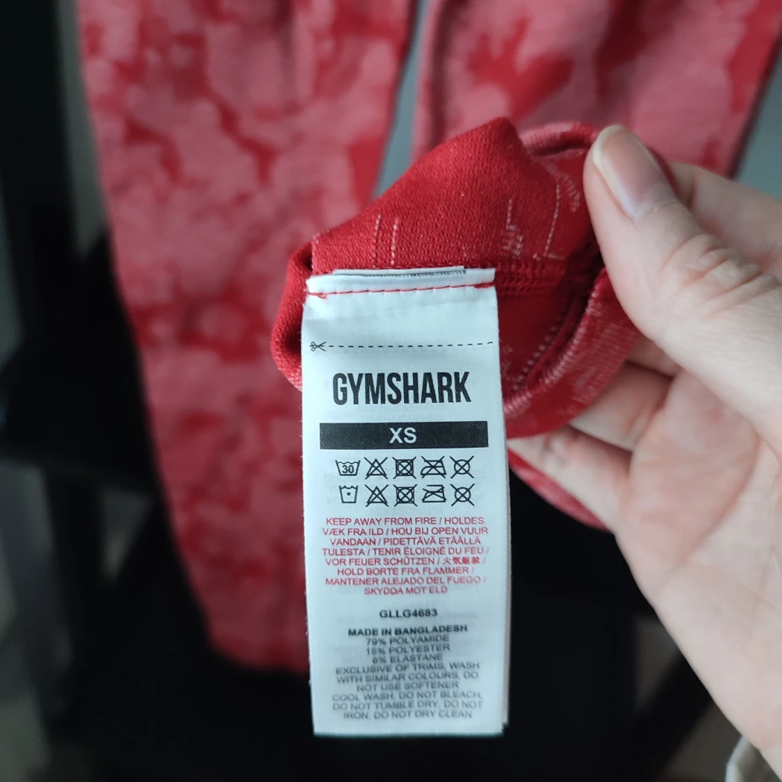 Kamouflage leggings från Gymshark i storlek XS - 4