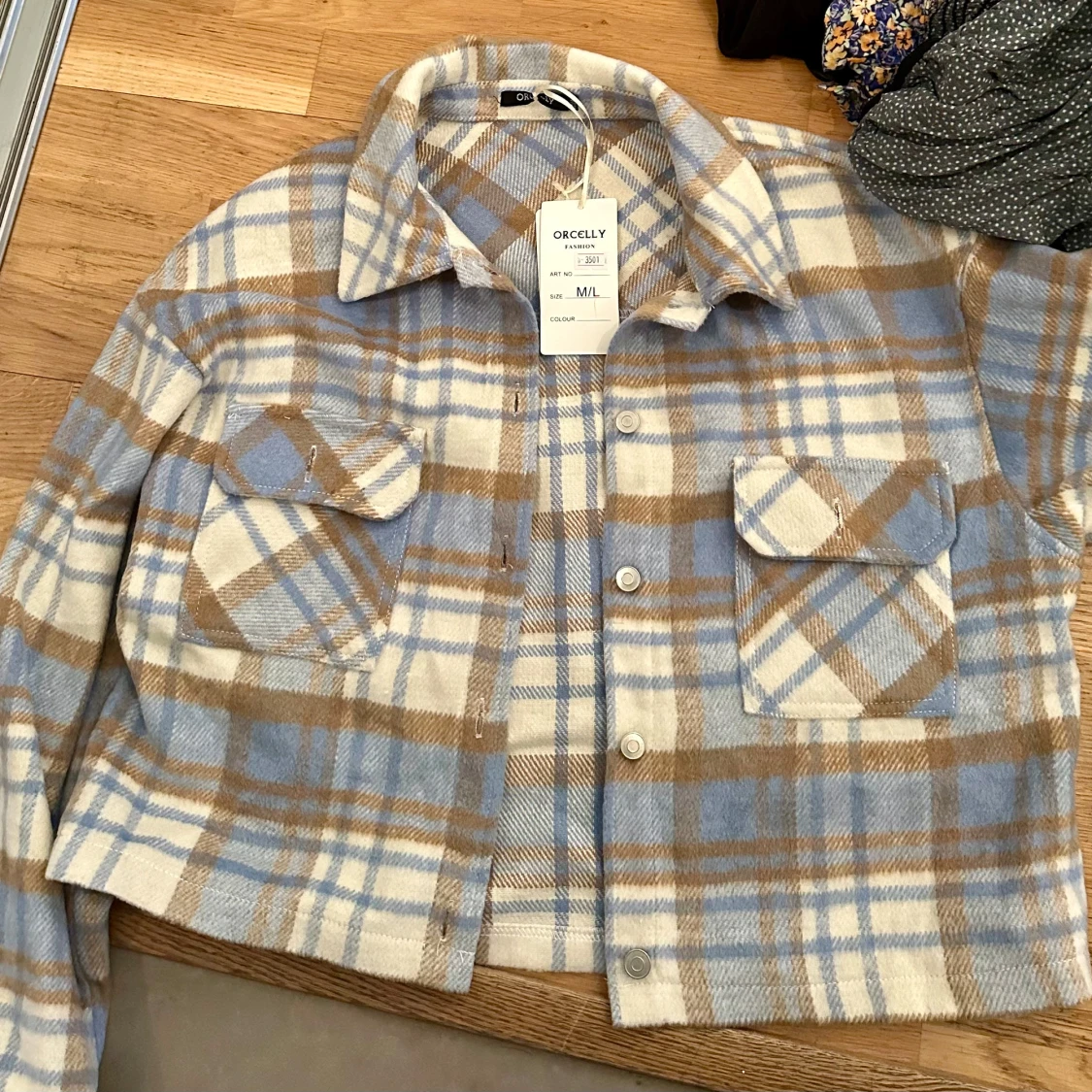 Stickad vårjacka  - 1