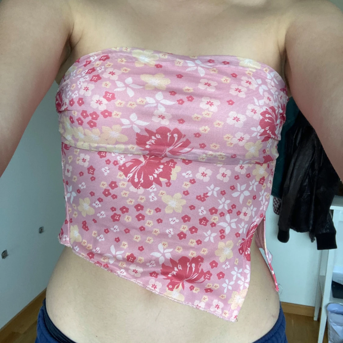 Rosa blommig tubtopp - 2