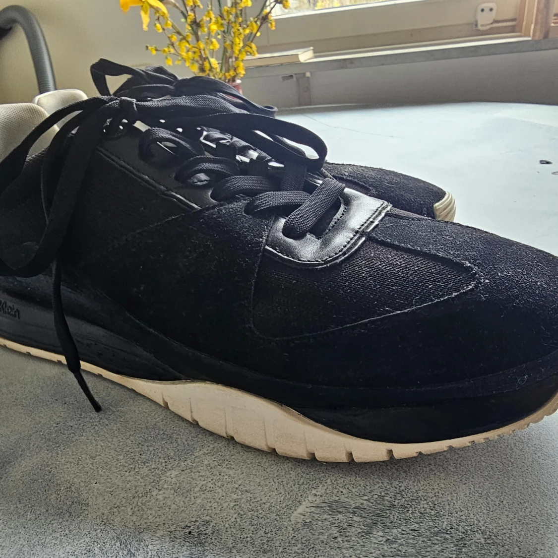 Svarta sneakers från Calvin Klein