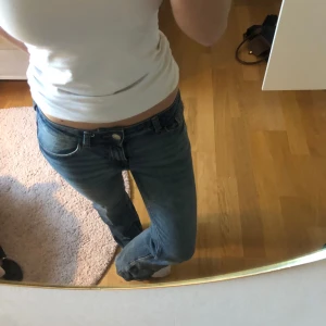 Lågmidjade jeans  - Supersnygga lågmidjade jeans från HM