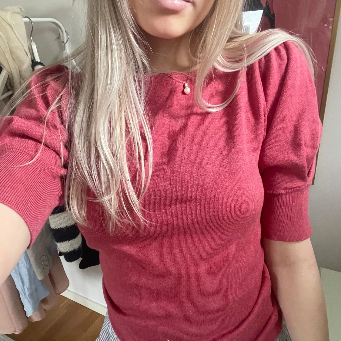 Rosa topp med puffärmar - 1