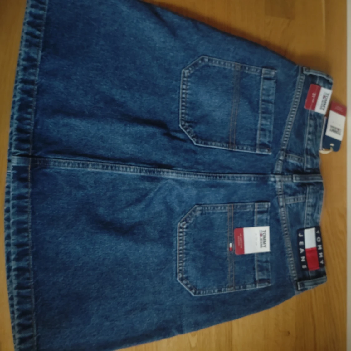 Jeanskjol från Tommy Jeans - 1
