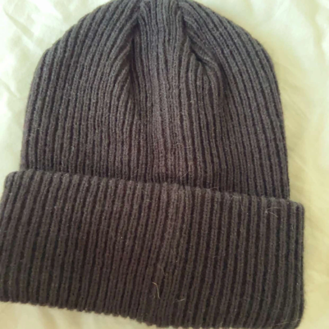 Svart ribbad mössa från Moncler - 1