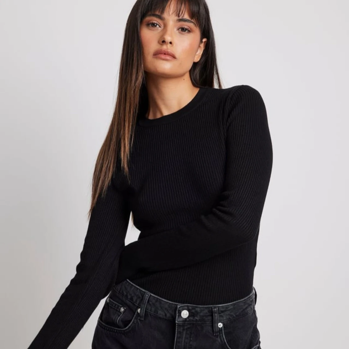 Svart ribbad tröja från NA-KD - 1