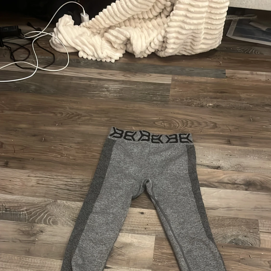 Grå Better Bodies träningstights