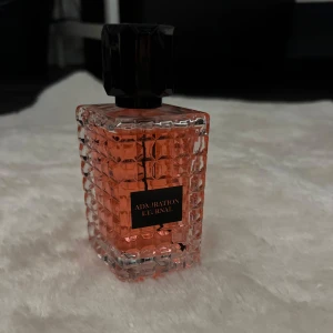 Admiration Eternal parfym - Fin parfym ”Admiration Eternal” med en väldigt söt och fräsch doft💗