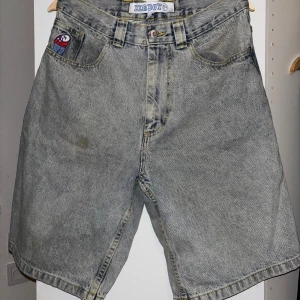 Big Boy jorts - Ljusblå/ljusgrå Polar Bigboy jorts storlek S (gamla loggan)