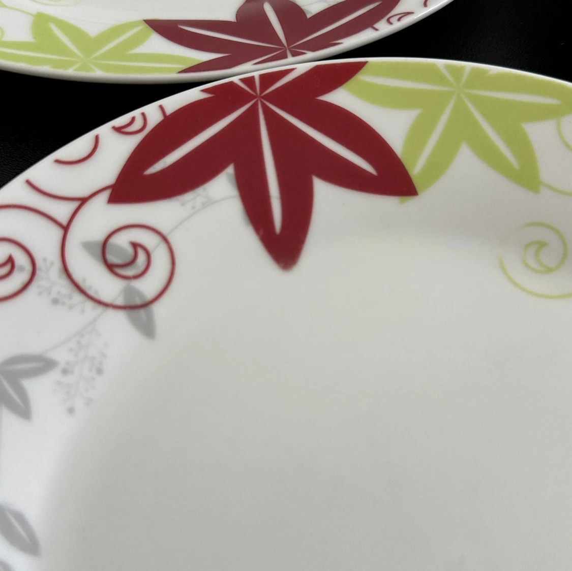 4-pack blommiga tallrikar  - 3