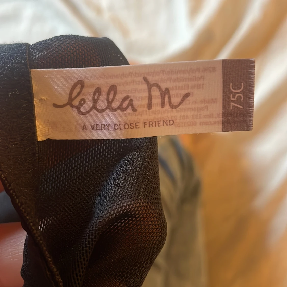 Svart korsettbody från Lella M 75C - 2