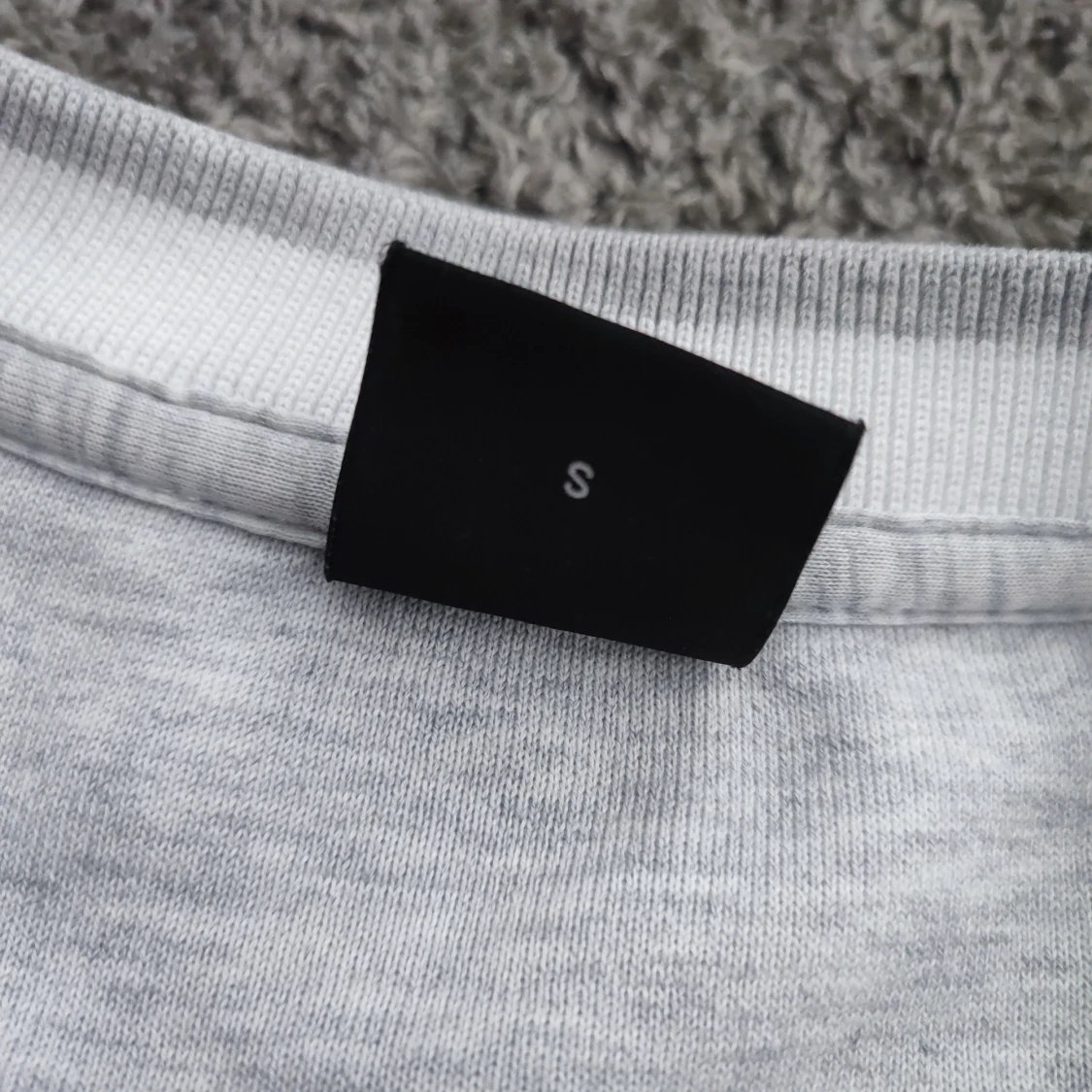 Grå sweatshirt från Hugo Boss - 3