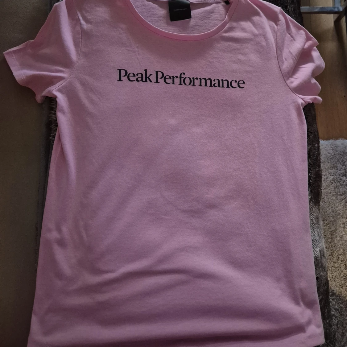 Rosa Peak Performance t-shirt