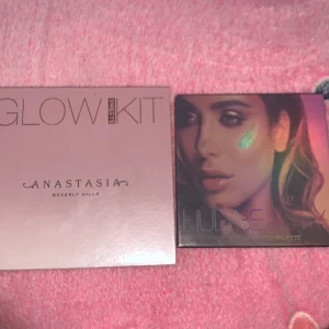 Glow Kit Sweets & Highlighterpalett från Anastasia och Huda Beauty - Säljer dessa paletter från Anastasia och huda beuty,dom är inte så använda,200 för 1 eller 2 för 300!