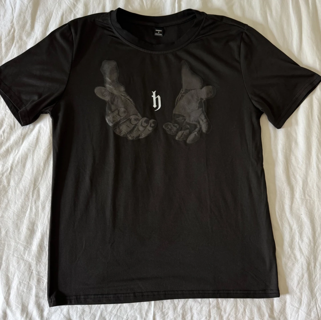 Svart t-shirt med tryck