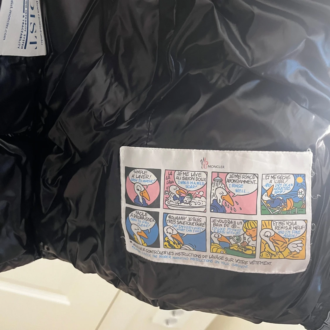 Svart dunväst från Moncler - 2