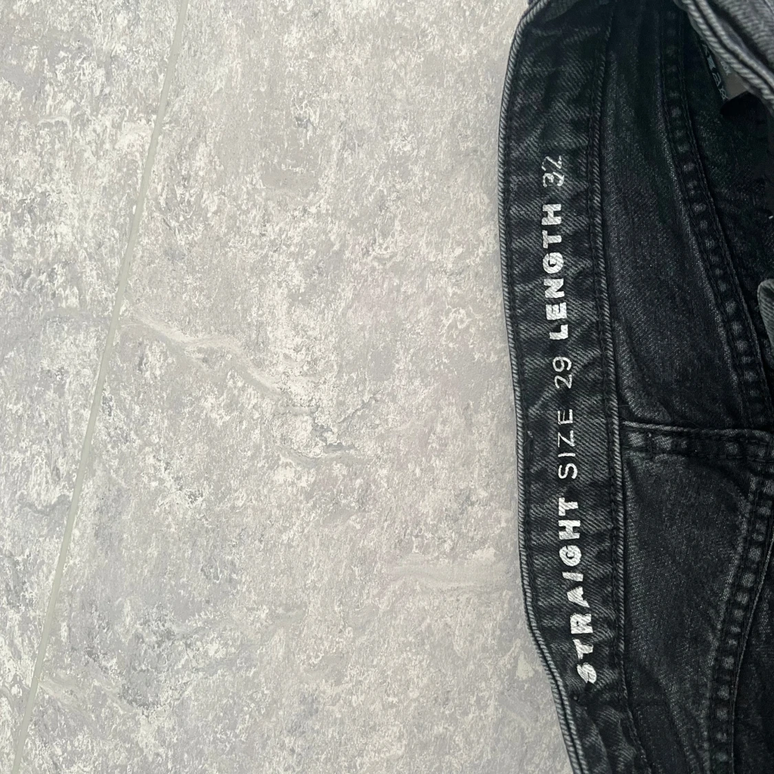 Svarta straight jeans - 1