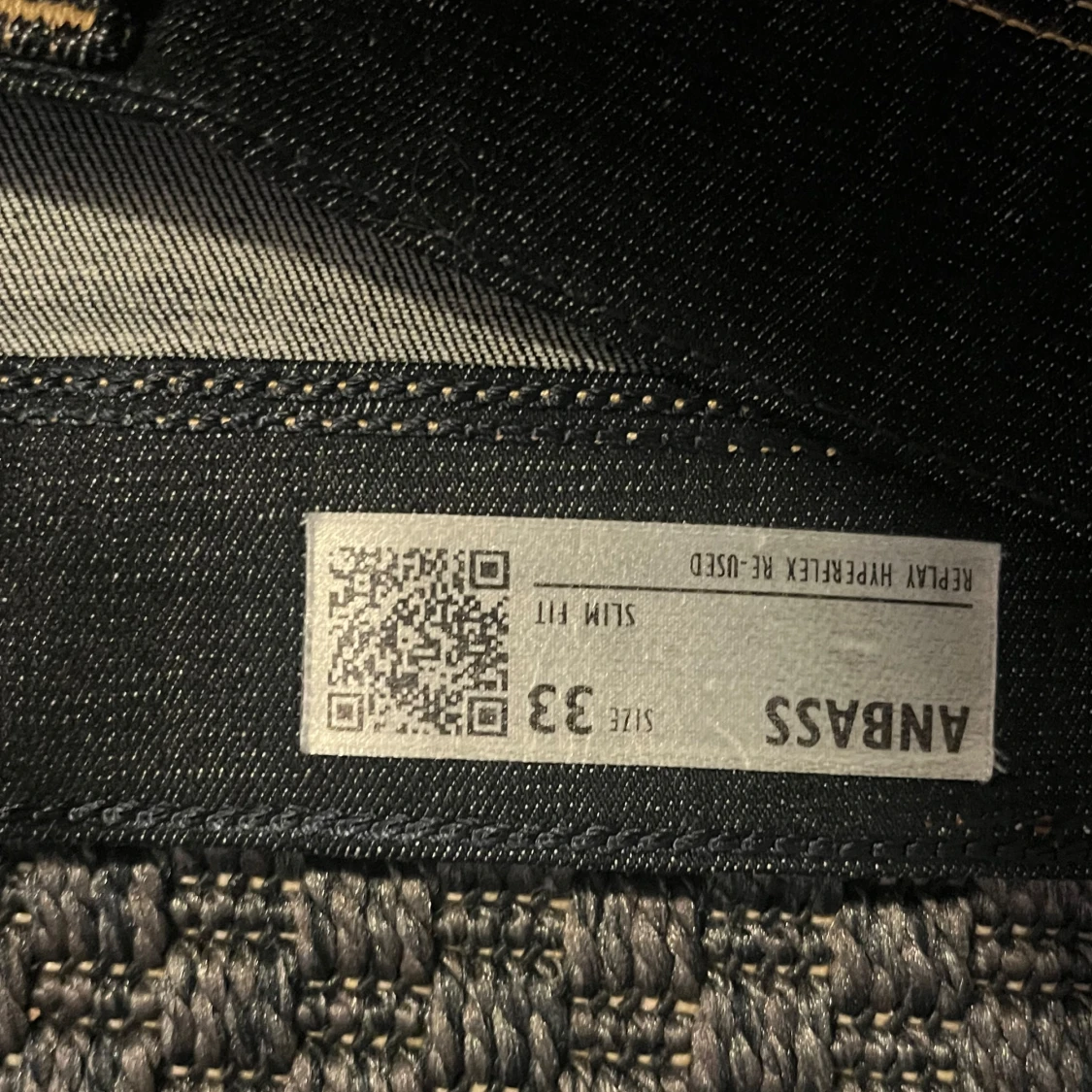 Replay Anbass Hyperflex jeans i svart denim - 3