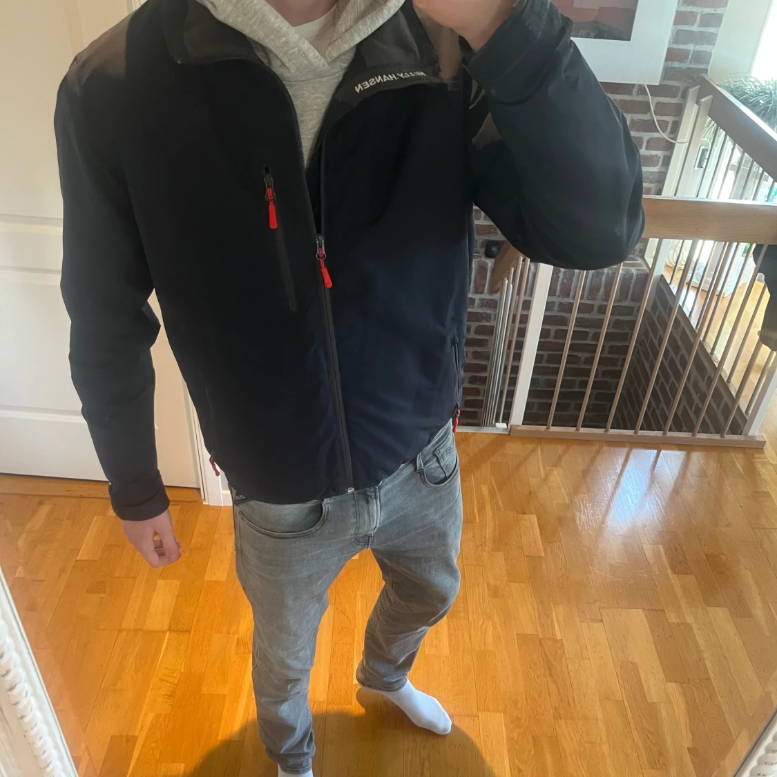 Helly Hansen windbreaker - 2