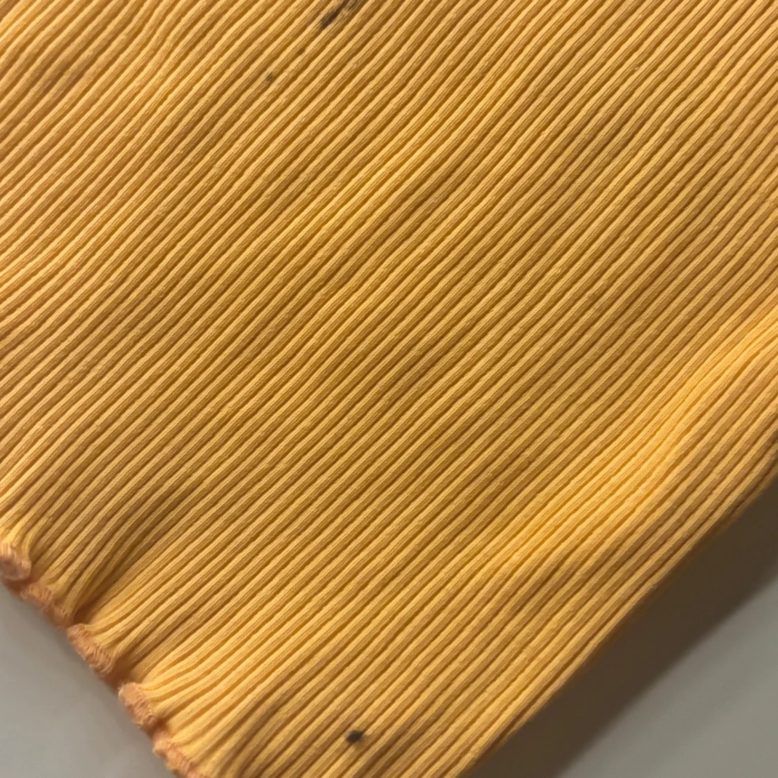 Gul ribbad topp från Lindex Kids - 3