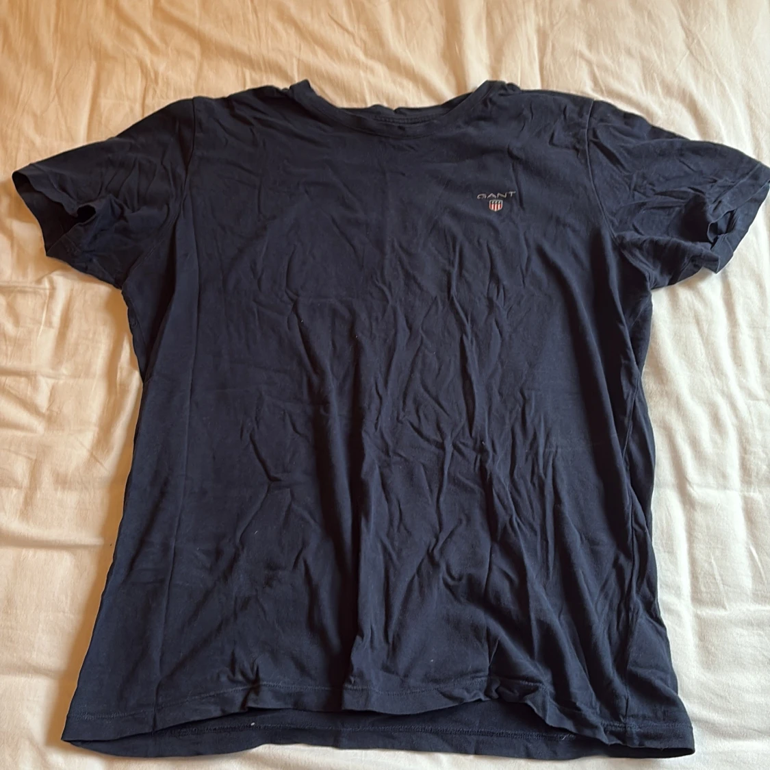 Marinblå T-shirt från GANT