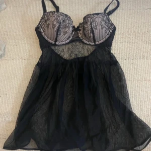 Gullig babydoll klänning - Size:S Length: 50cm Waist: 29cm x2 Cup: ↕️11cm↔️14cm