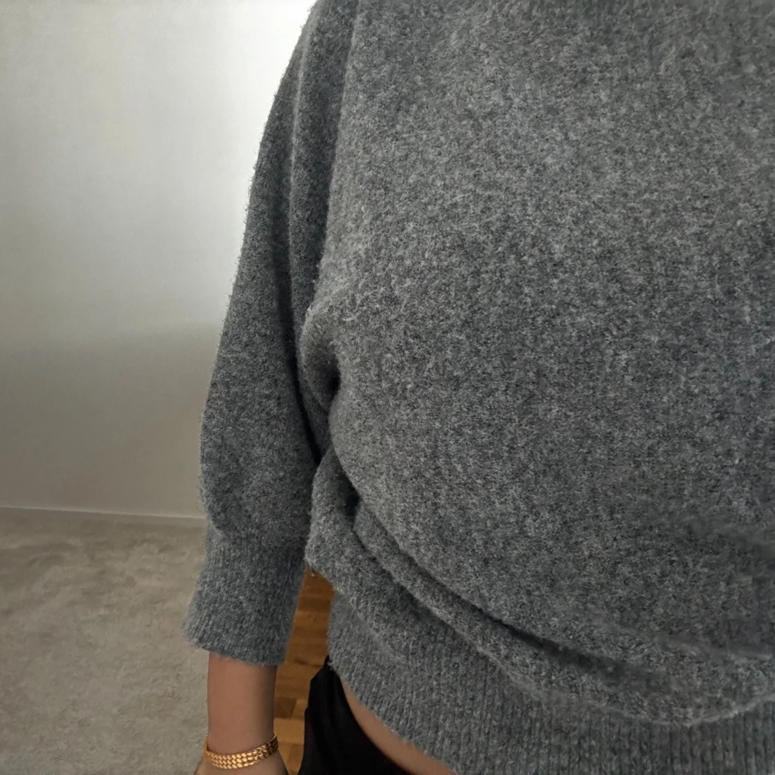 Grå stickad tröja från Lindex - 1