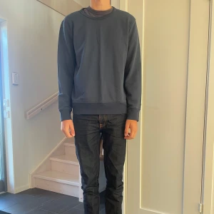 Sweatshirt Arket  - Blå sweatshirt 