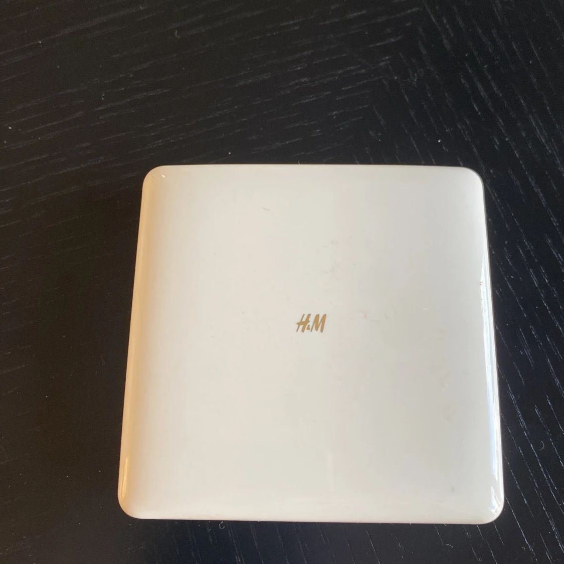 H&M Perfectionist Finishing Powder - 1