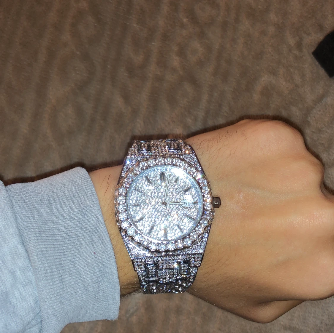 Iced out silverfärgad klocka